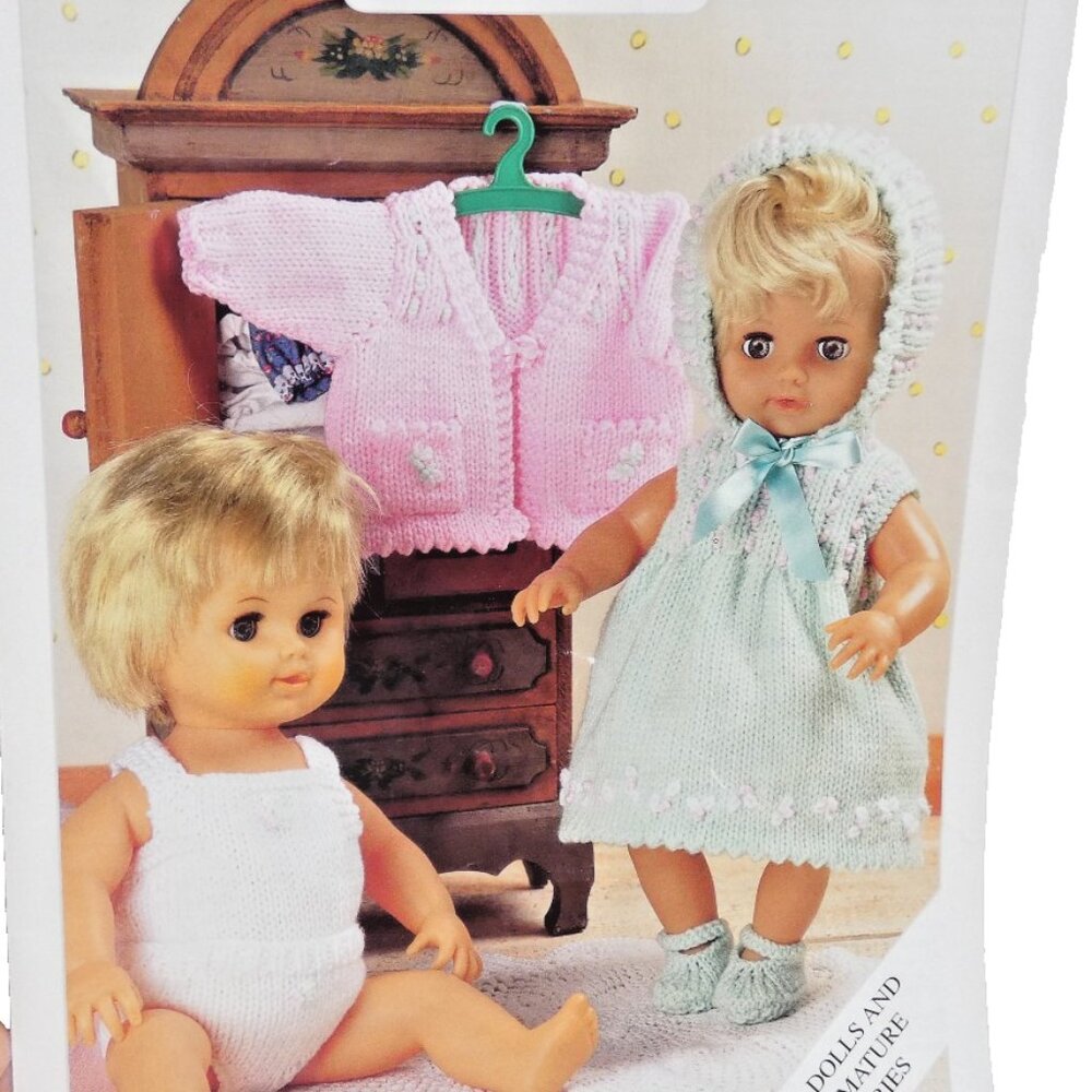 Vintage Pattern for Dolls & Premature Babies UK Double Knitting 2002